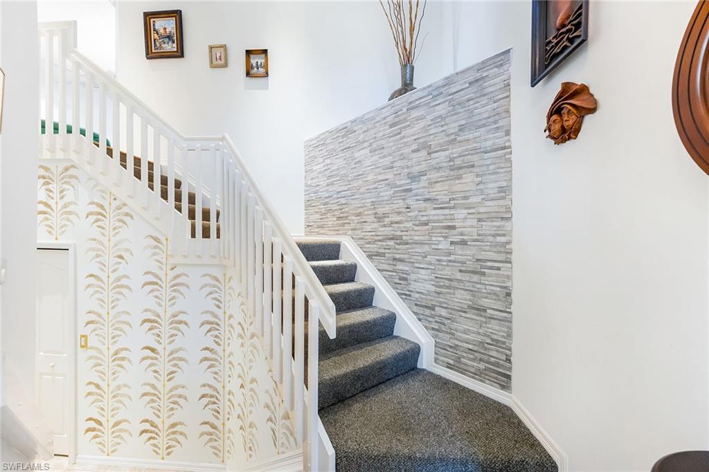 SOUTHBRIDGE - Residential
