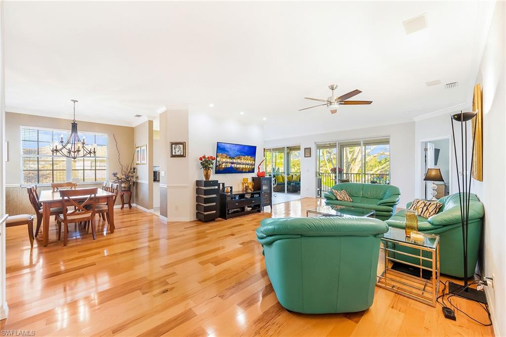 SOUTHBRIDGE - Residential