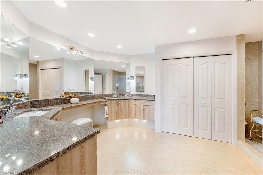 SOUTHBRIDGE - Residential