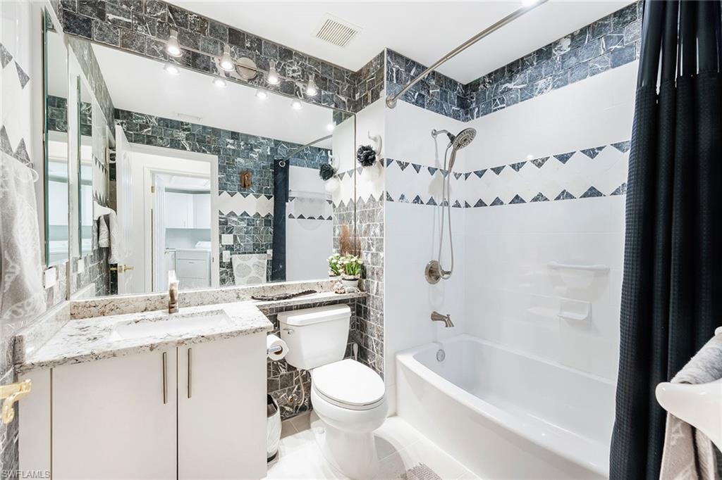 SOUTHBRIDGE - Residential