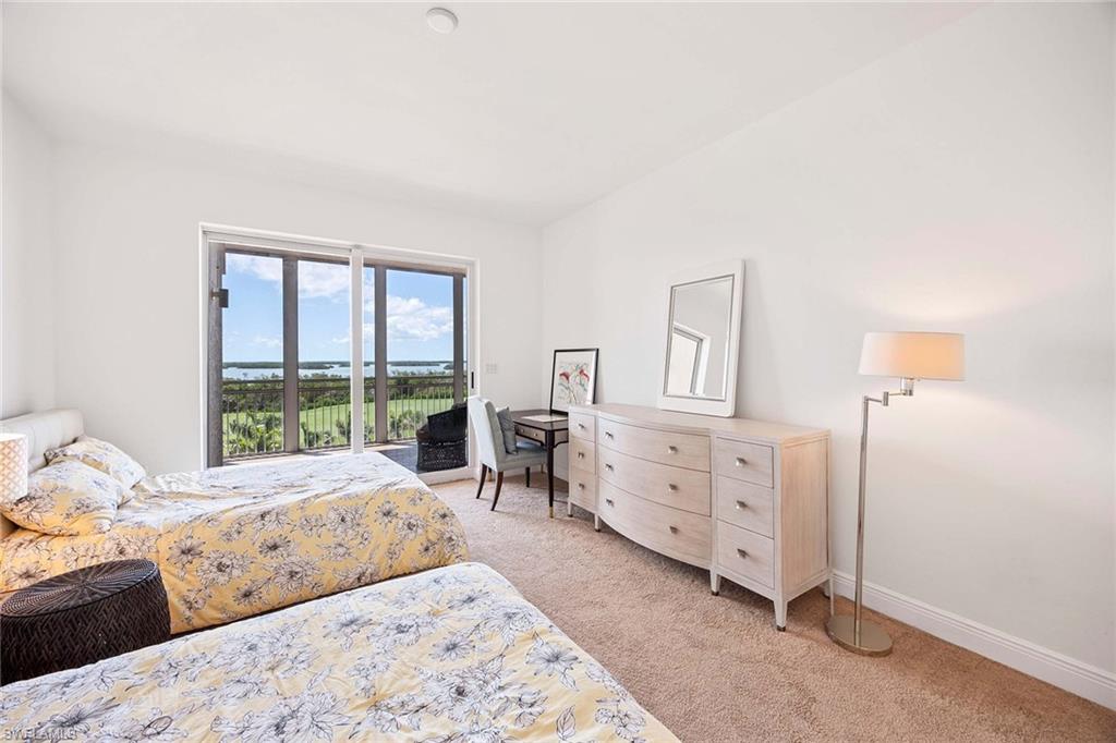 ESPERIA SOUTH - Residential Lease