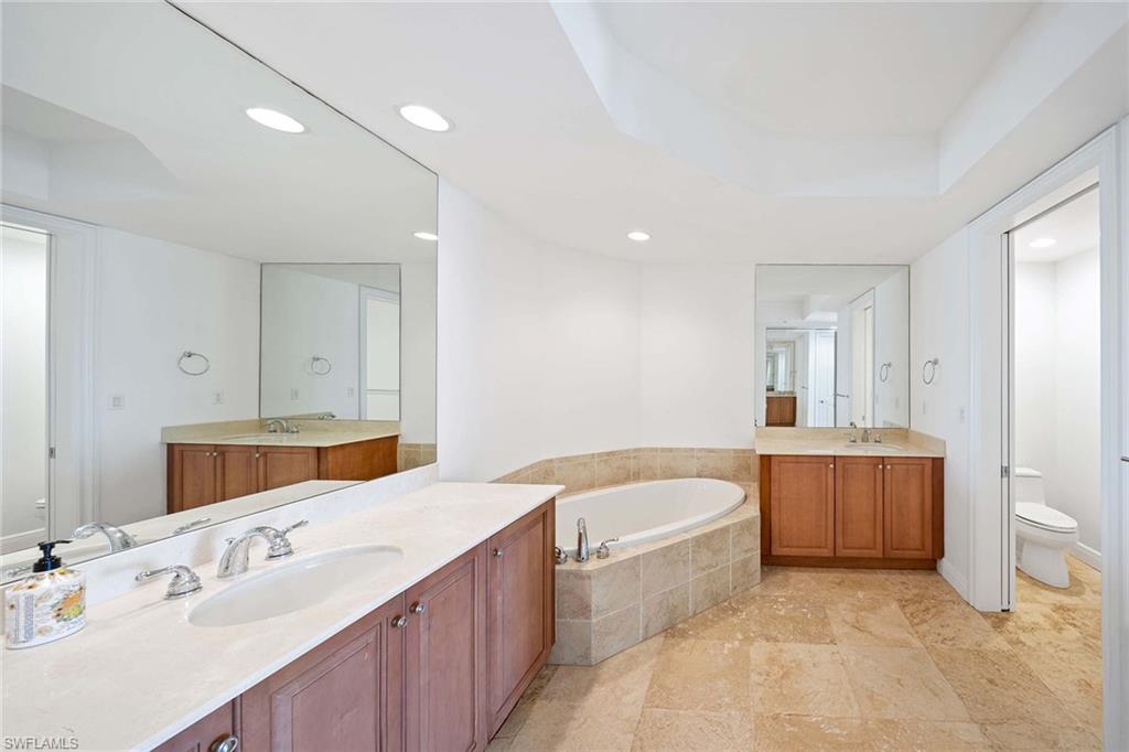 ESPERIA SOUTH - Residential Lease