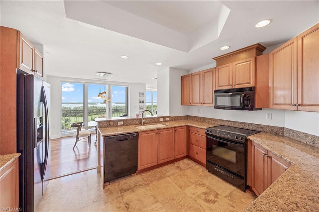 ESPERIA SOUTH - Residential Lease