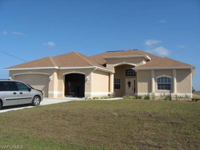 Welcome home to this 2000 square feet, 3 bedroom, 2 bath and 3 car garage home. Gorgeous high ceilings, great room with separate dining, kitchen nook and breakfast bar! Walk in closets in all bedrooms, inside laundry room. Large master suite with HIS AND HERS closets, double sinks, soak tub and separate shower. Large lanai to entertain family and friends!  
Don't miss out on this one! Are you out of state looking to buy now and move later or are you looking for a Rental property? No problem, this is the perfect home with a renter in place until April 30th 2021.