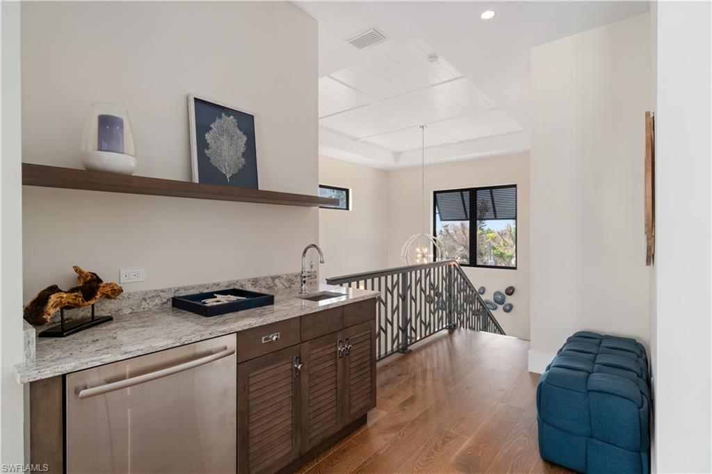 LAGUNA SHORES - Residential