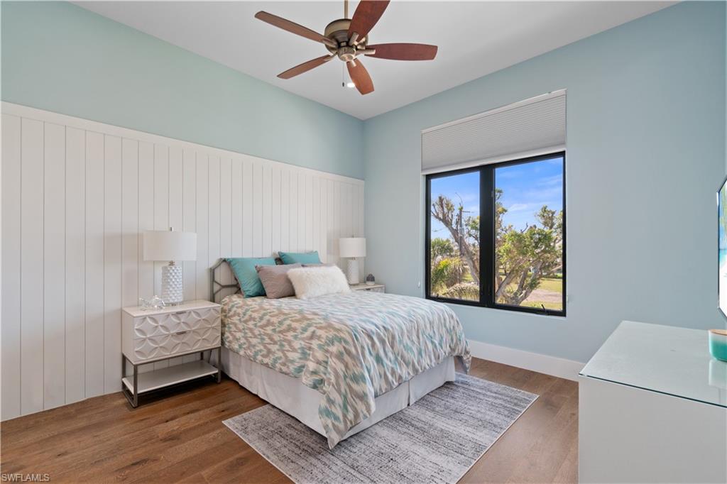 LAGUNA SHORES - Residential