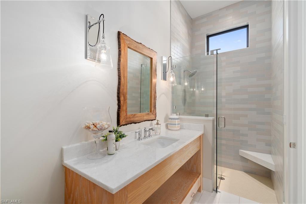 LAGUNA SHORES - Residential