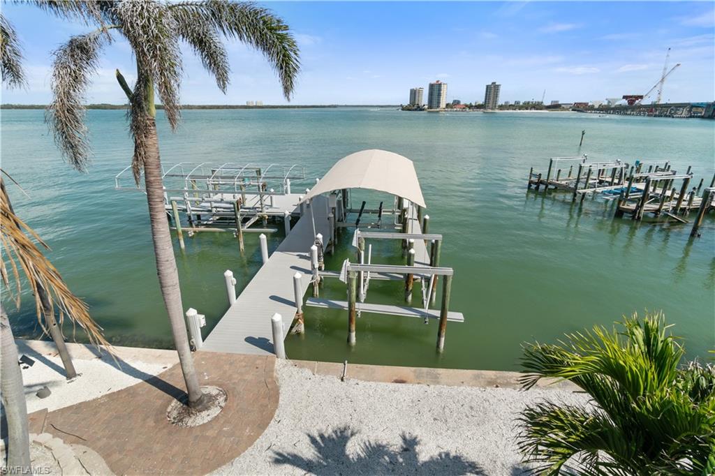 LAGUNA SHORES - Residential