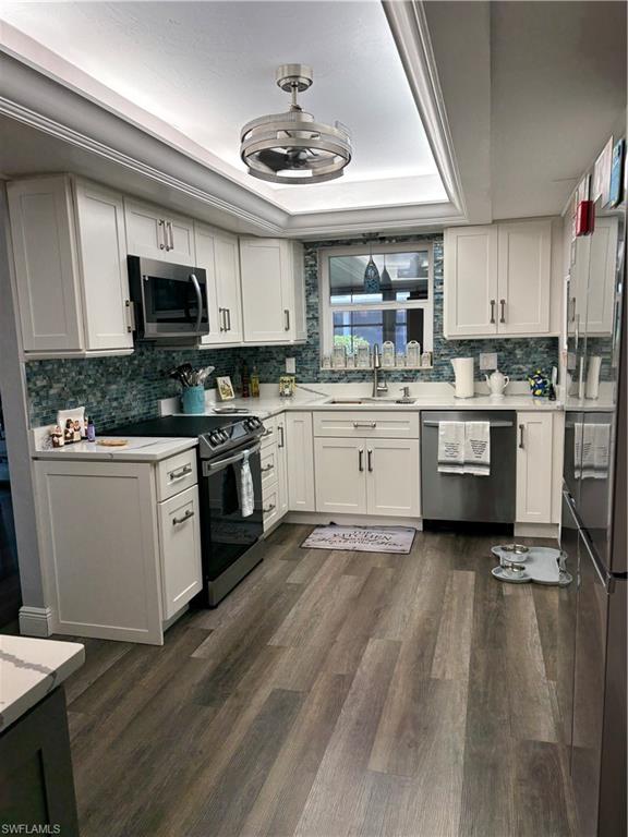 HIDDEN HARBOUR ONE CONDO - Residential