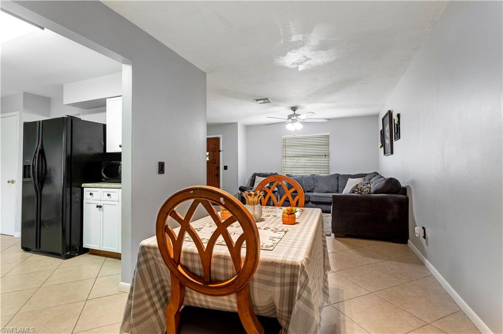 SAN CARLOS PARK - Residential