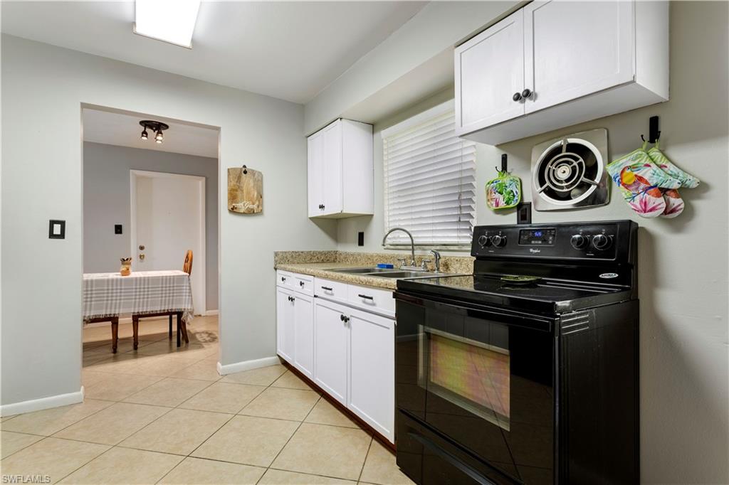 SAN CARLOS PARK - Residential