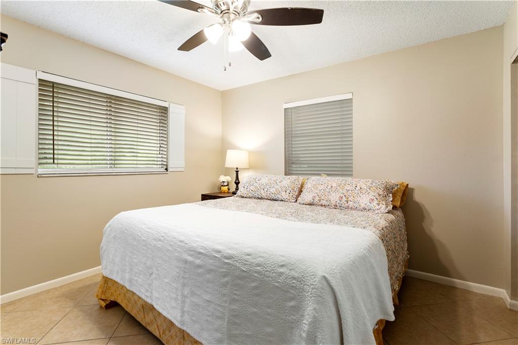 SAN CARLOS PARK - Residential