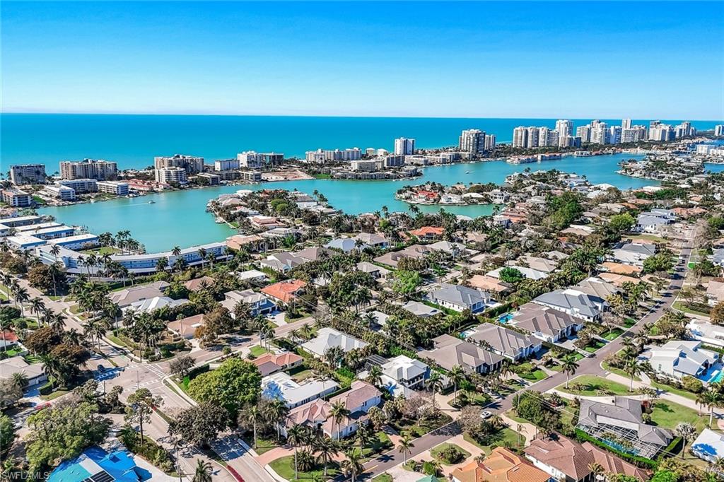 MOORINGS - Residential