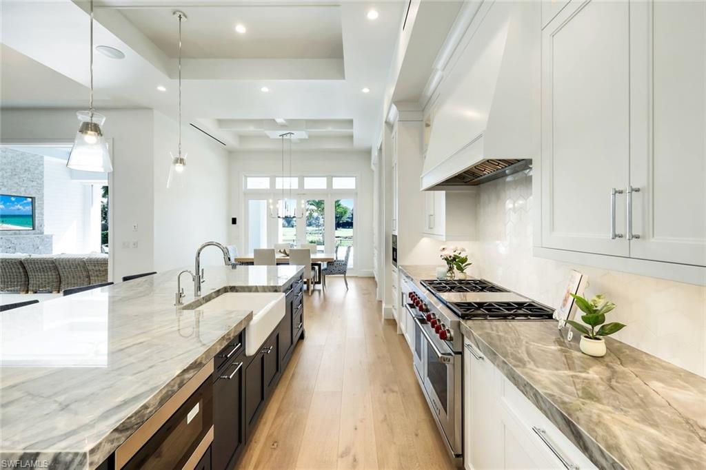 MOORINGS - Residential