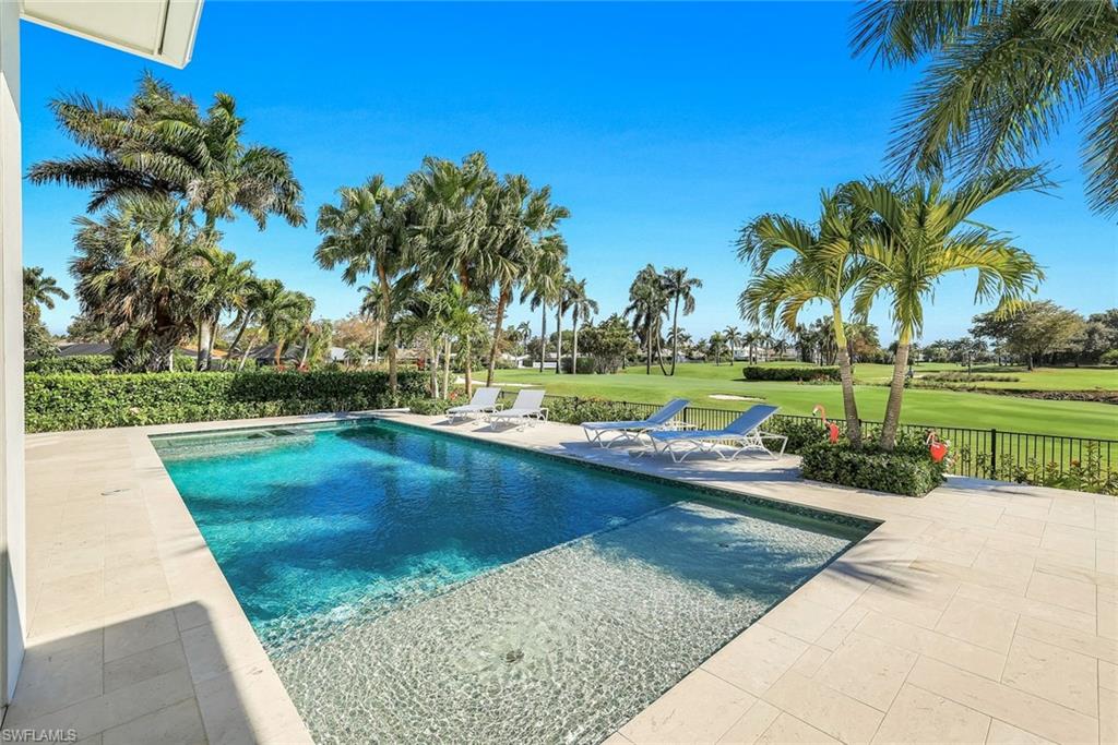 MOORINGS - Residential