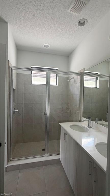 MAPLE RIDGE - Residential Lease