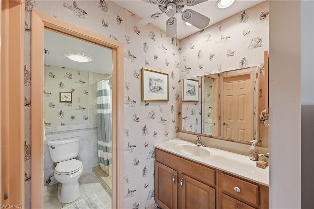 HIDDEN LAKE VILLAS - Residential
