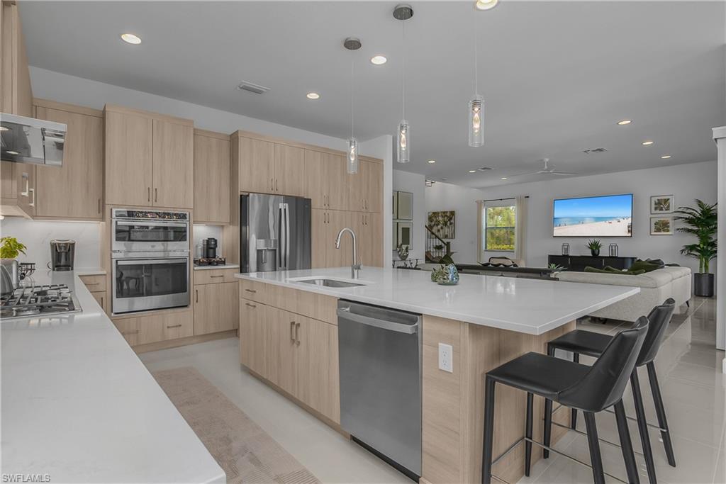 RIVERCREEK - Residential