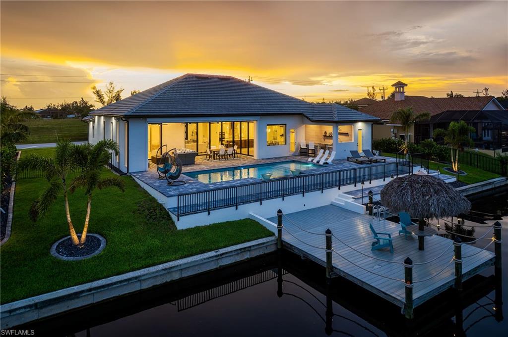 CAPE CORAL - Residential