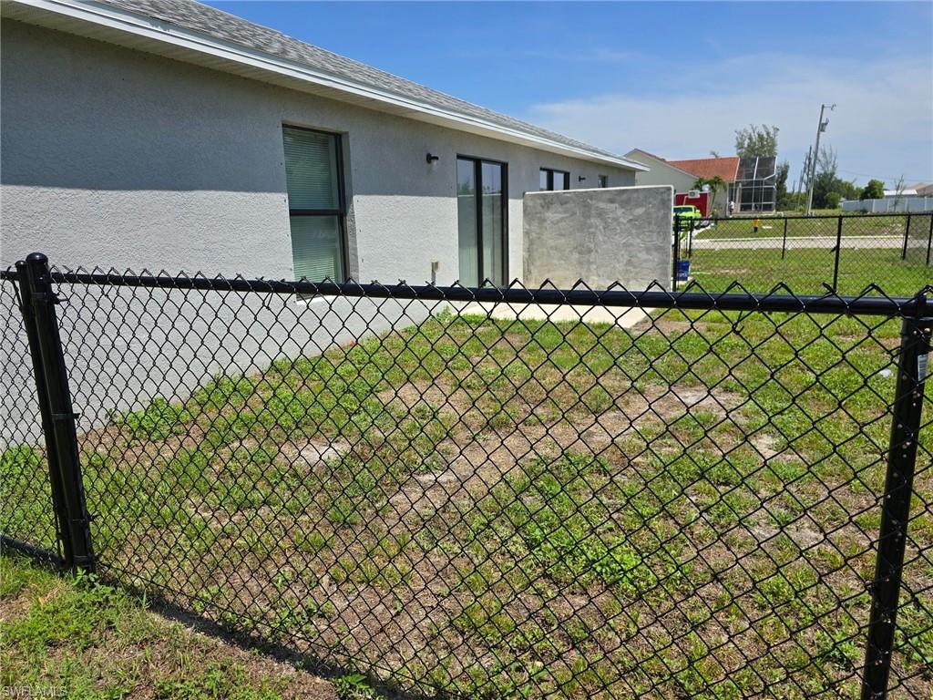 CAPE CORAL - Residential Lease