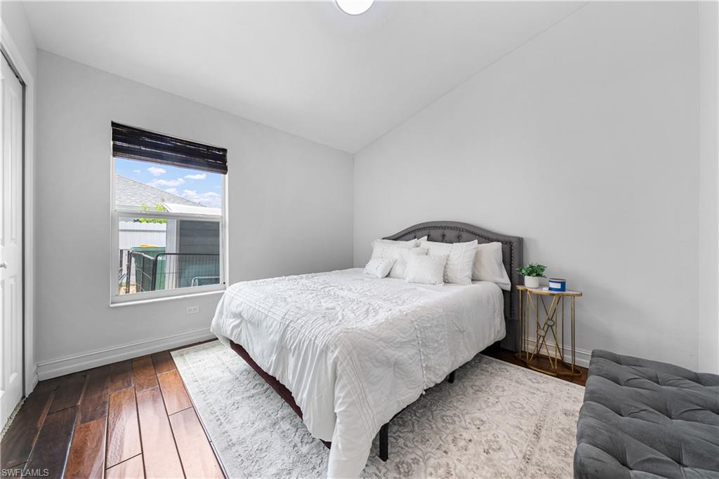 GOLDEN GATE CITY - Residential