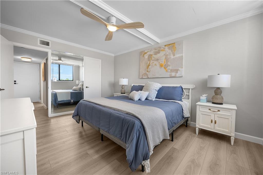MARINA TOWERS & YACHT CLUB - Residential