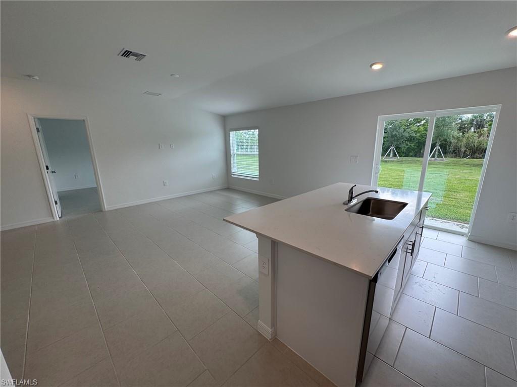 CRANE LANDING - Residential Lease