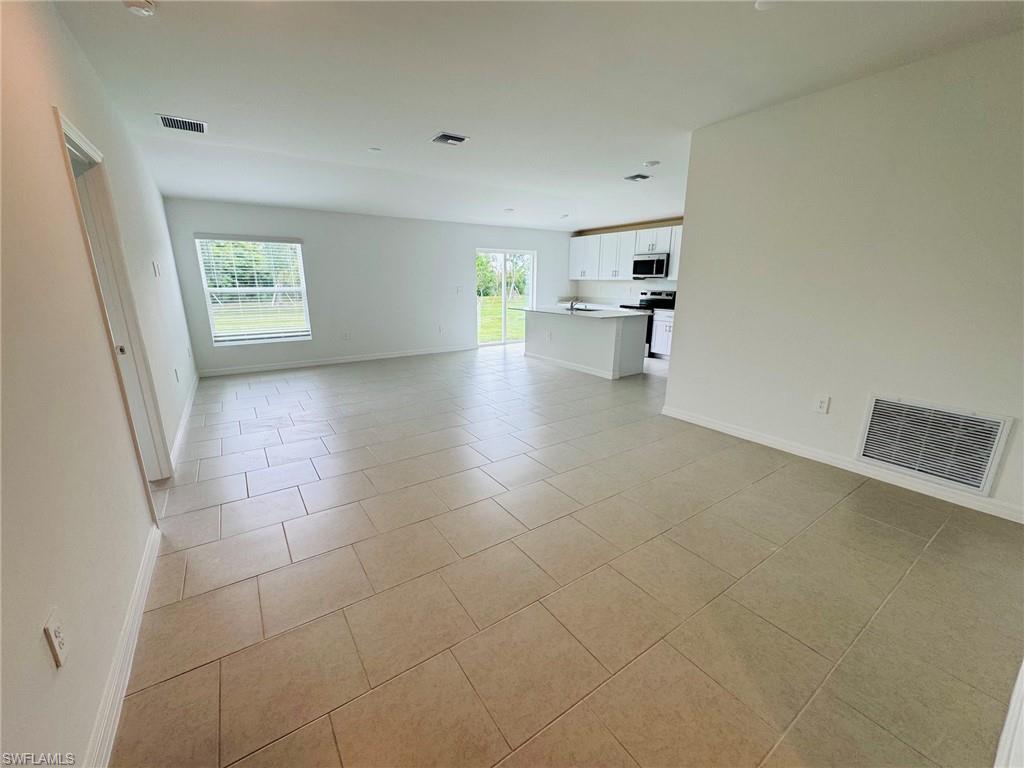 CRANE LANDING - Residential Lease