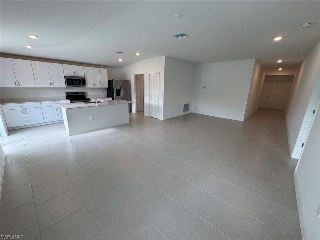 CRANE LANDING - Residential Lease