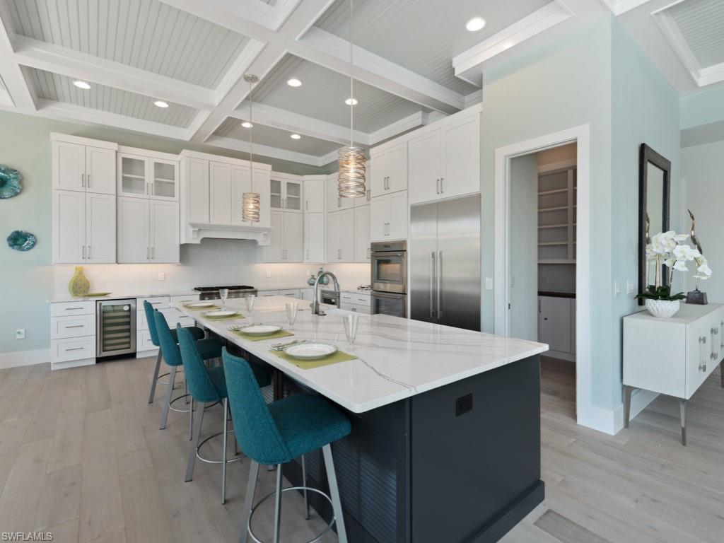 MARCO BEACH - Residential