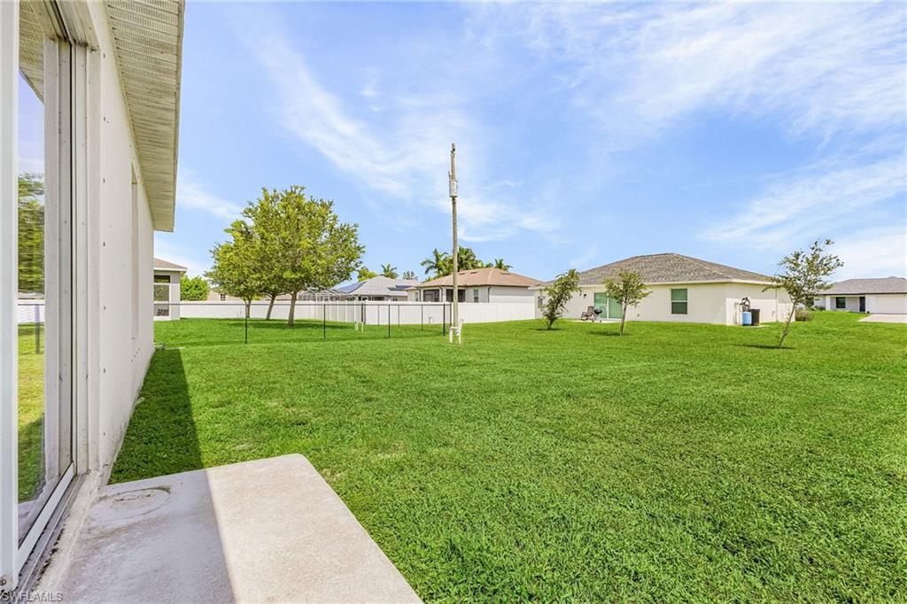 CAPE CORAL - Residential