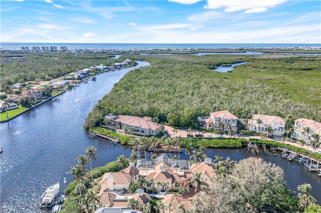 MARINA POINTE - Residential