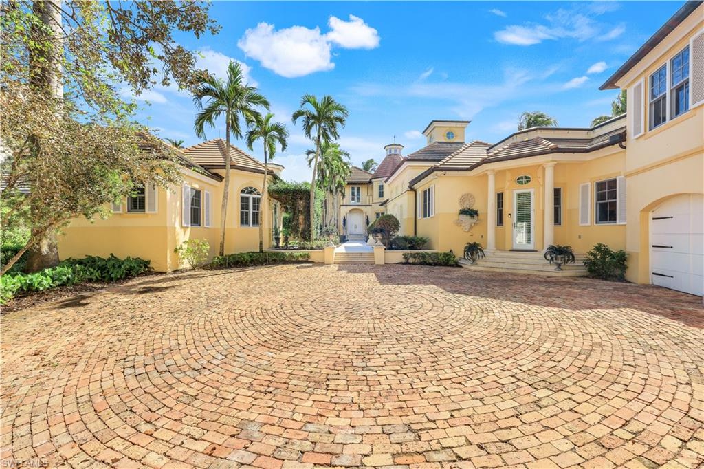 MARINA POINTE - Residential