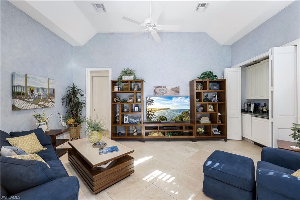 MARINA POINTE - Residential