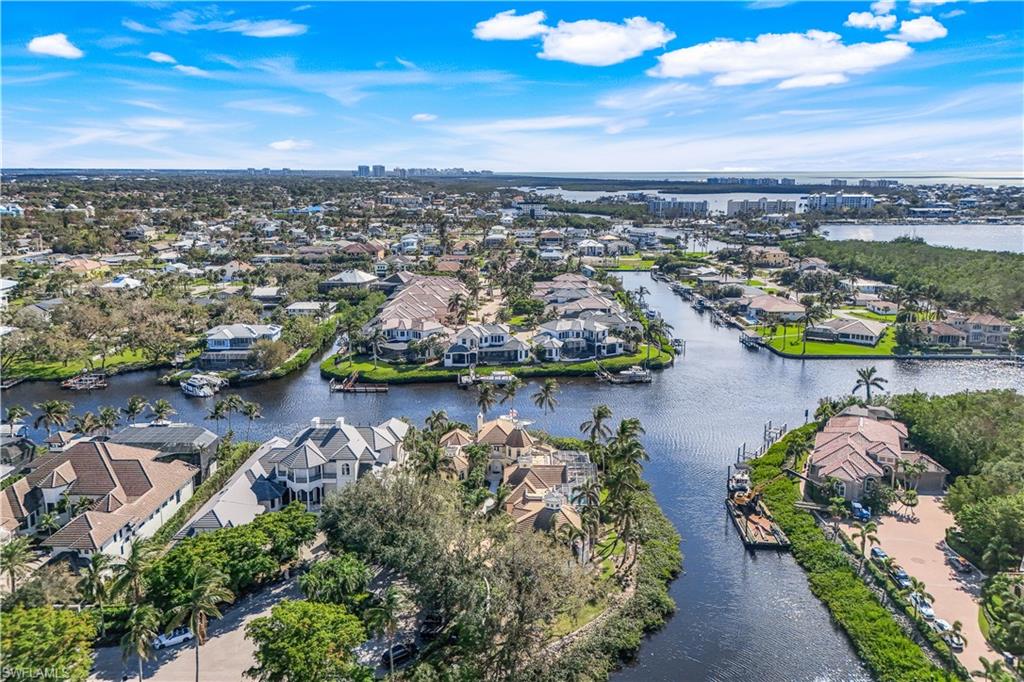 MARINA POINTE - Residential