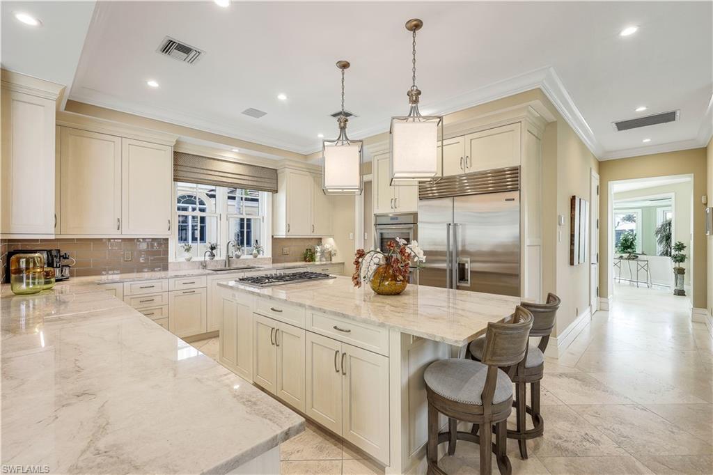 MARINA POINTE - Residential