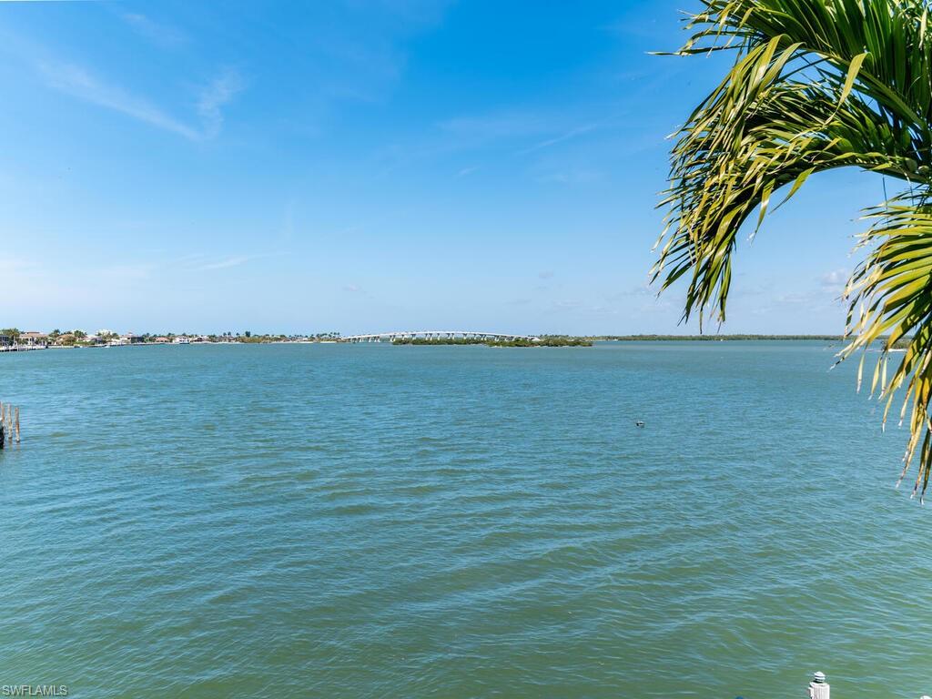 MARCO BEACH - Residential