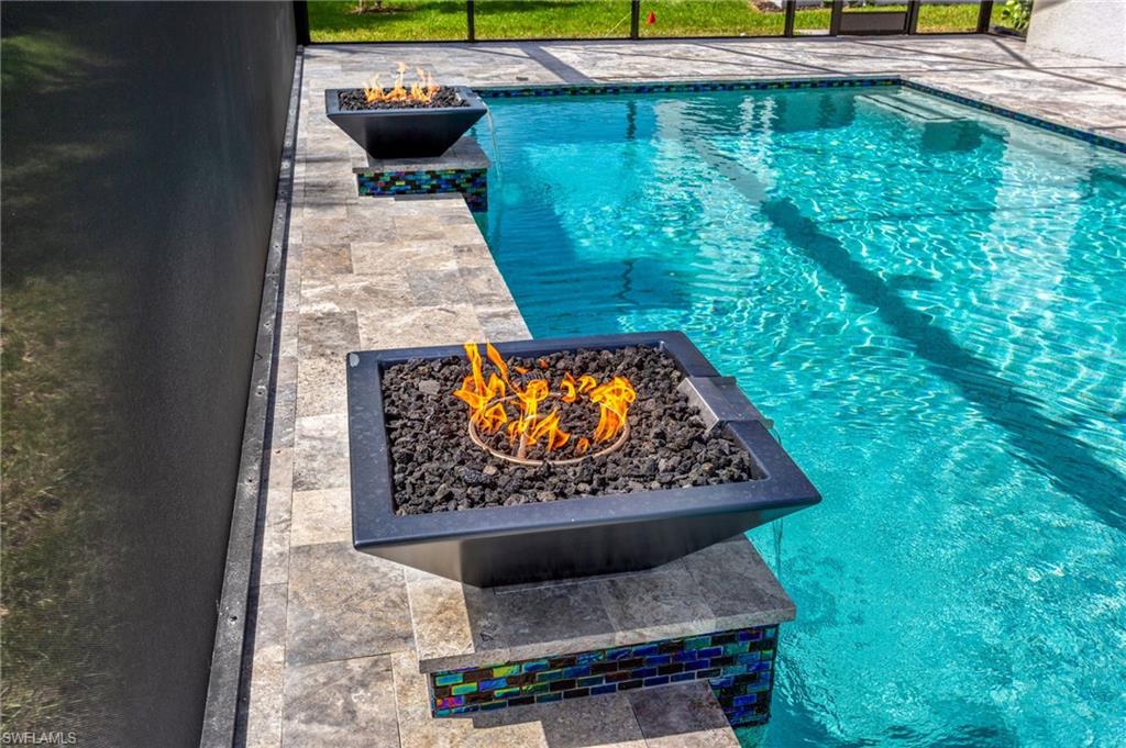 RIVERCREEK IN ESTERO - Residential