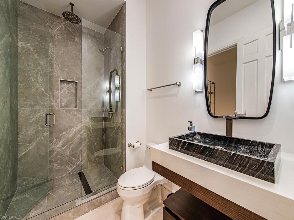 BAYPOINTE AT NAPLES CAY - Residential Lease