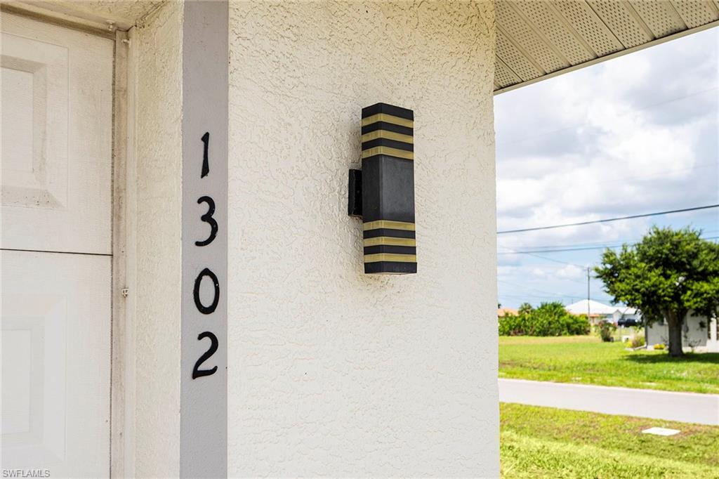 CAPE CORAL - Residential Income