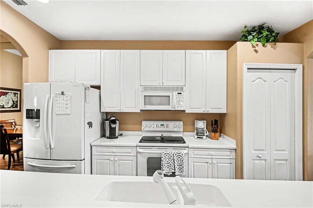 EAGLE COVE - Residential Lease