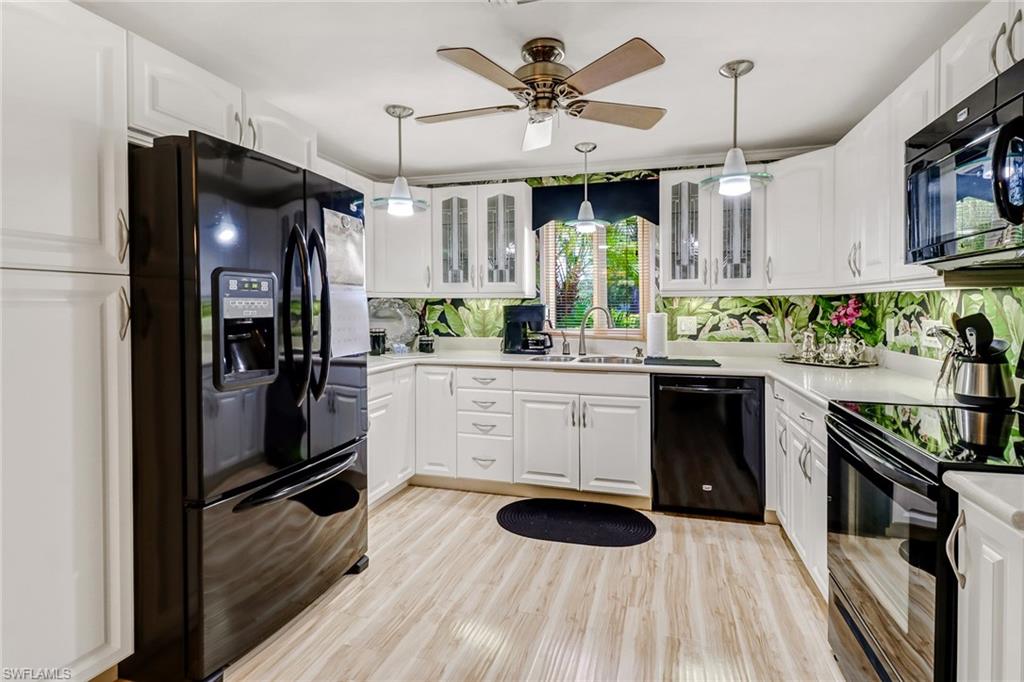 RIVIERA COLONY GOLF ESTATES - Residential