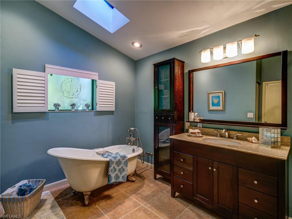 BRIARCLIFF DOWNS - Residential
