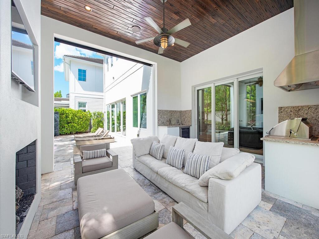 MERCATO - Residential Lease