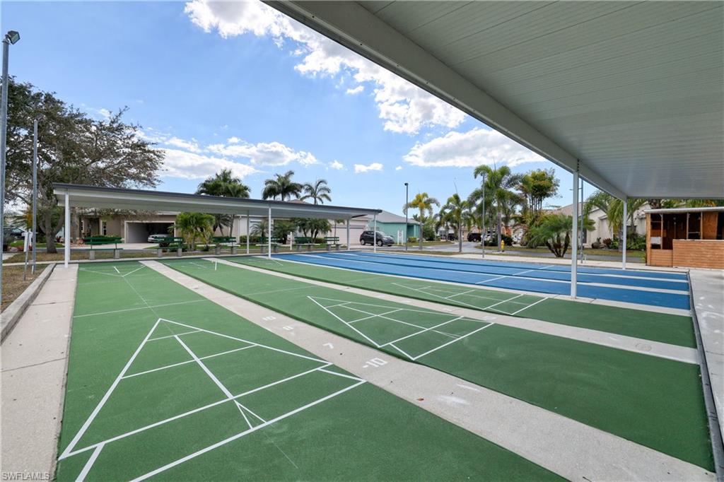 ISLAND CLUB AT CORKSCREW - Residential