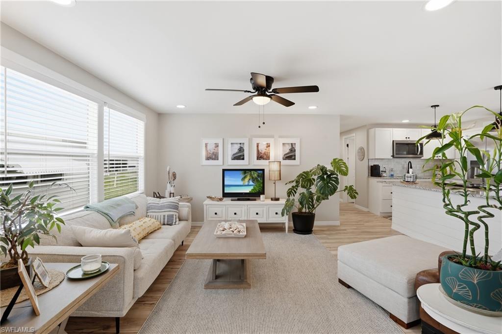 THUNDERBIRD MOBILE HOMES - Residential