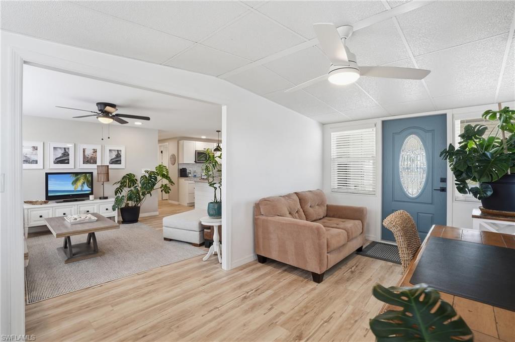 THUNDERBIRD MOBILE HOMES - Residential