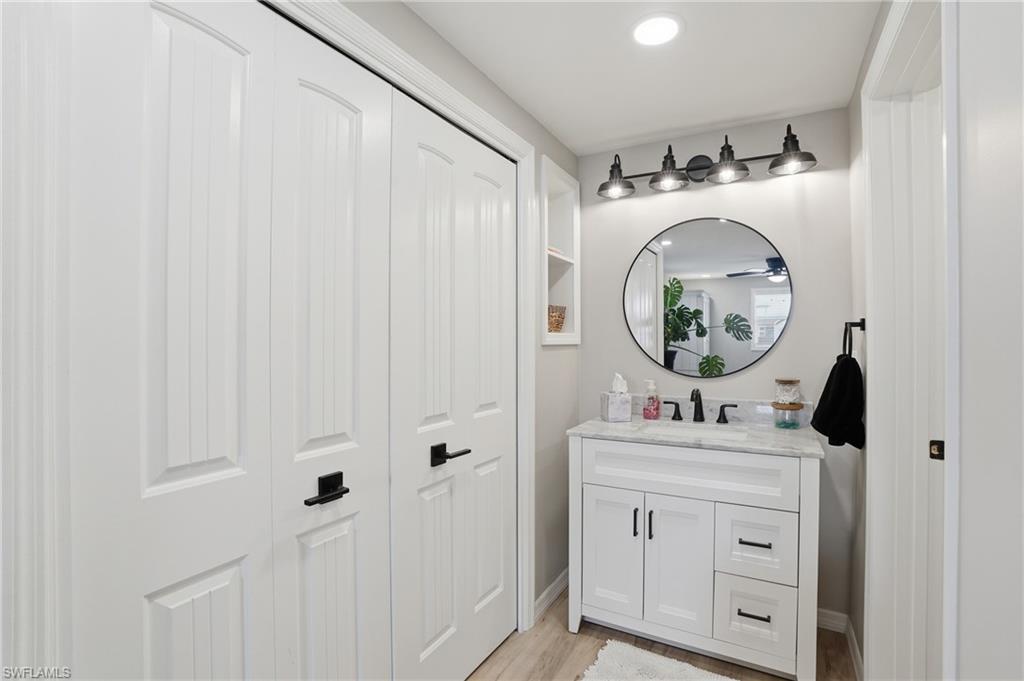 THUNDERBIRD MOBILE HOMES - Residential