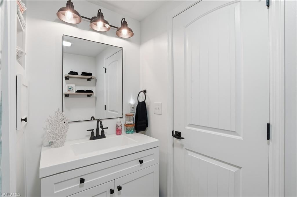 THUNDERBIRD MOBILE HOMES - Residential