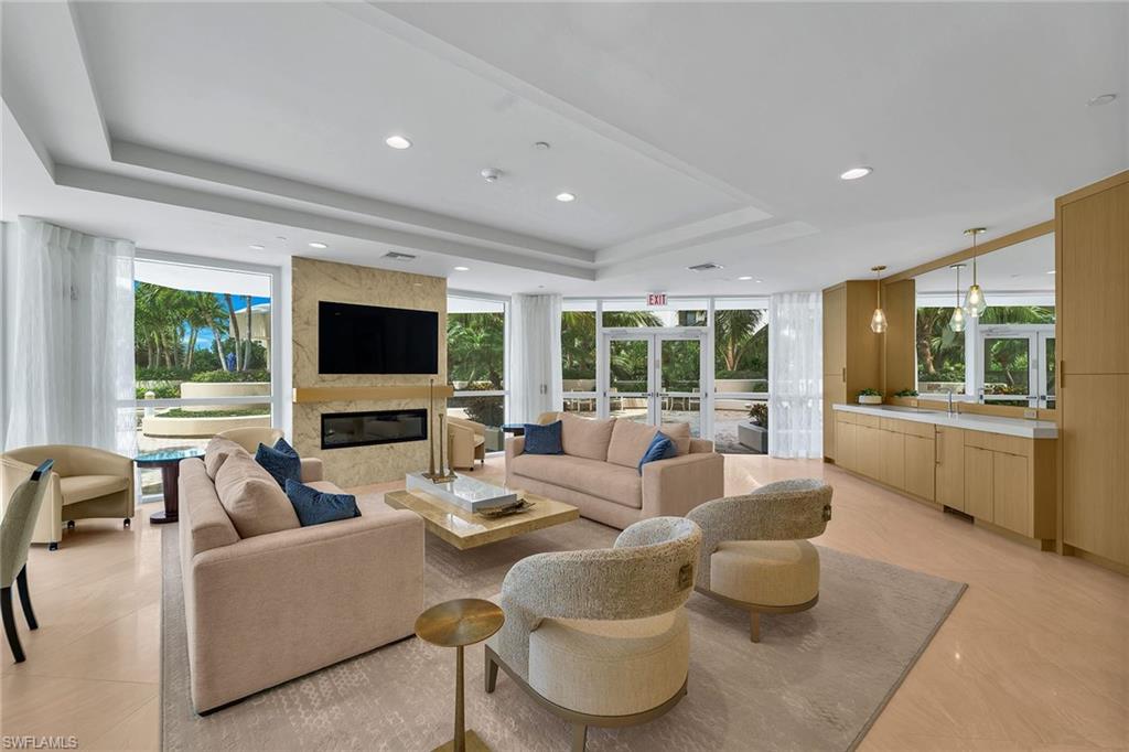 BAY SHORE PLACE - Residential
